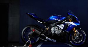 Yamaha R1 2019