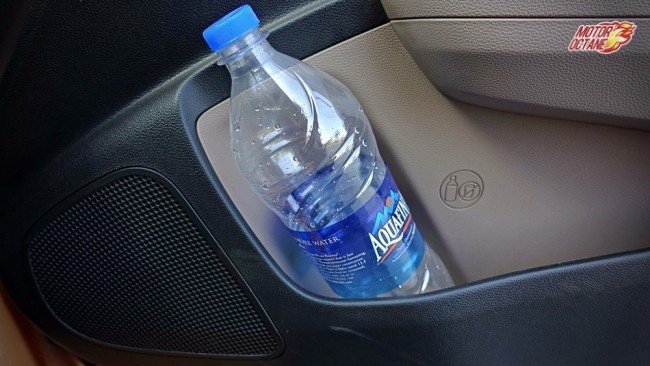 Hyundai Grand i10 front door pocket bottle