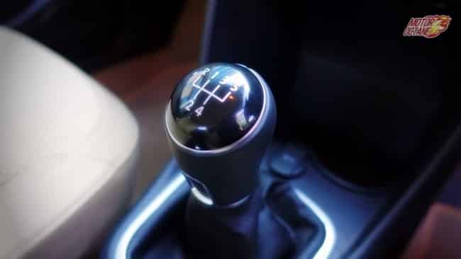 Volkswagen Ameo gear lever