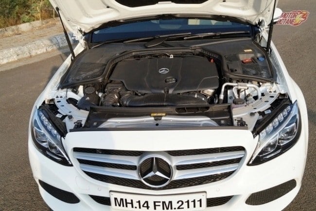Mercedes-Benz C 250D engine