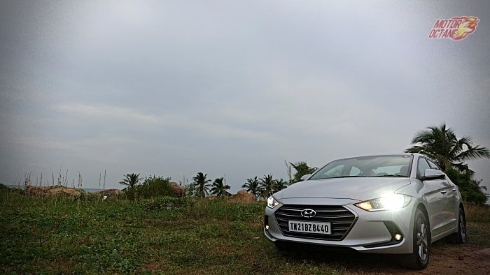 Hyundai Elantra 2016 India front