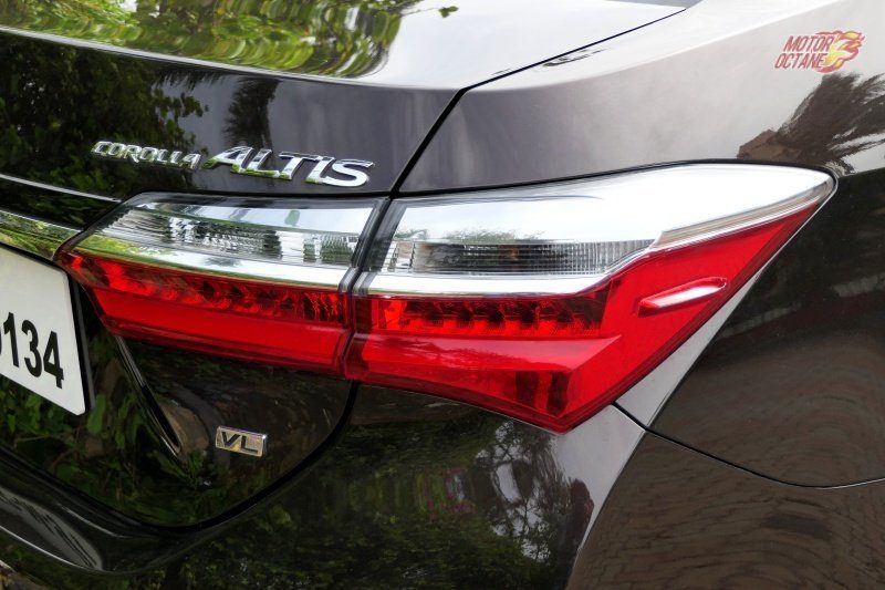 2017 Toyota Corolla Altis taillamp