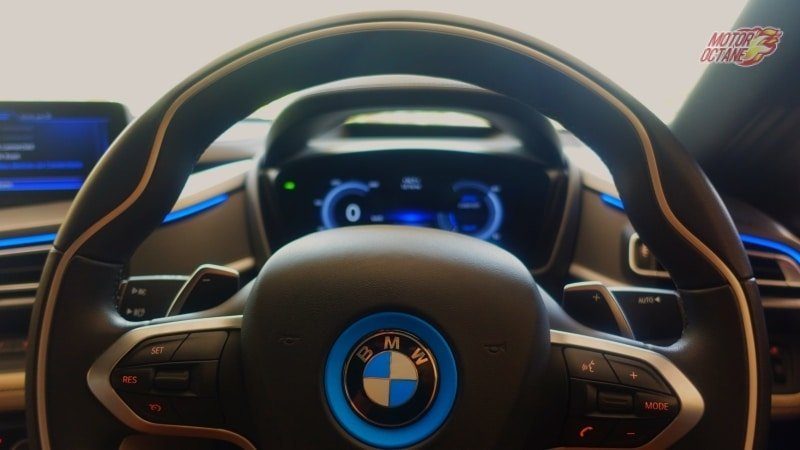 BMW i8 steering wheel