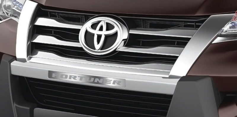 Toyota talking cars