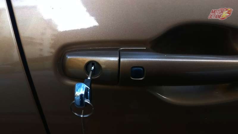 Car Remote Key key inserted
