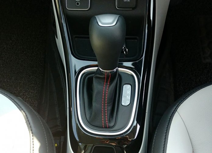 Jeep Compass Automatic Petrol Review, Specs, Performance