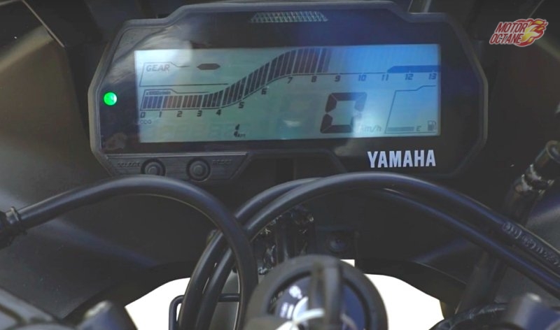 Yamaha R15 V3 instrument