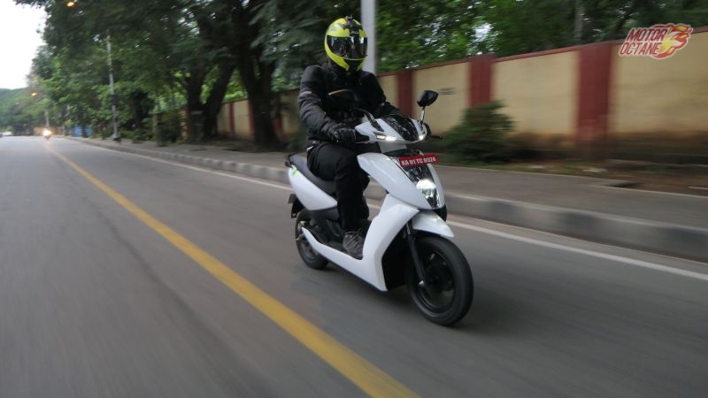 Ather 450 Riding Front