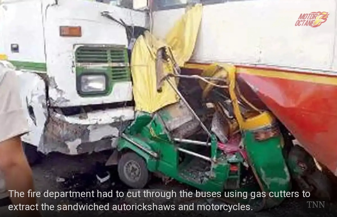 Bus racing crash Delhi
