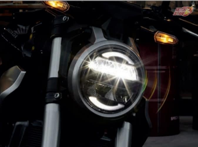 Honda CB300R Neo Sports headlight