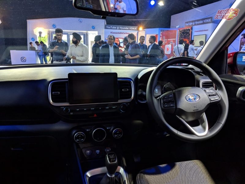 Hyundai Venue 2019 dashboard