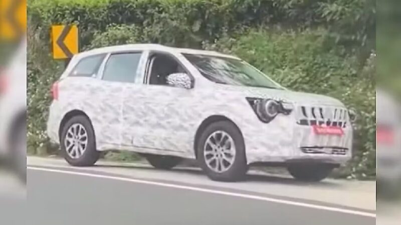 Mahindra XUV700 Facelift