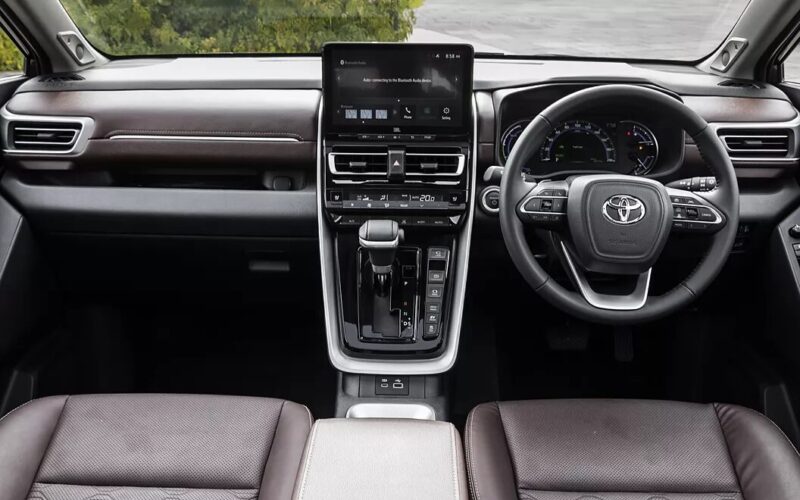 Toyota Innova Interior
