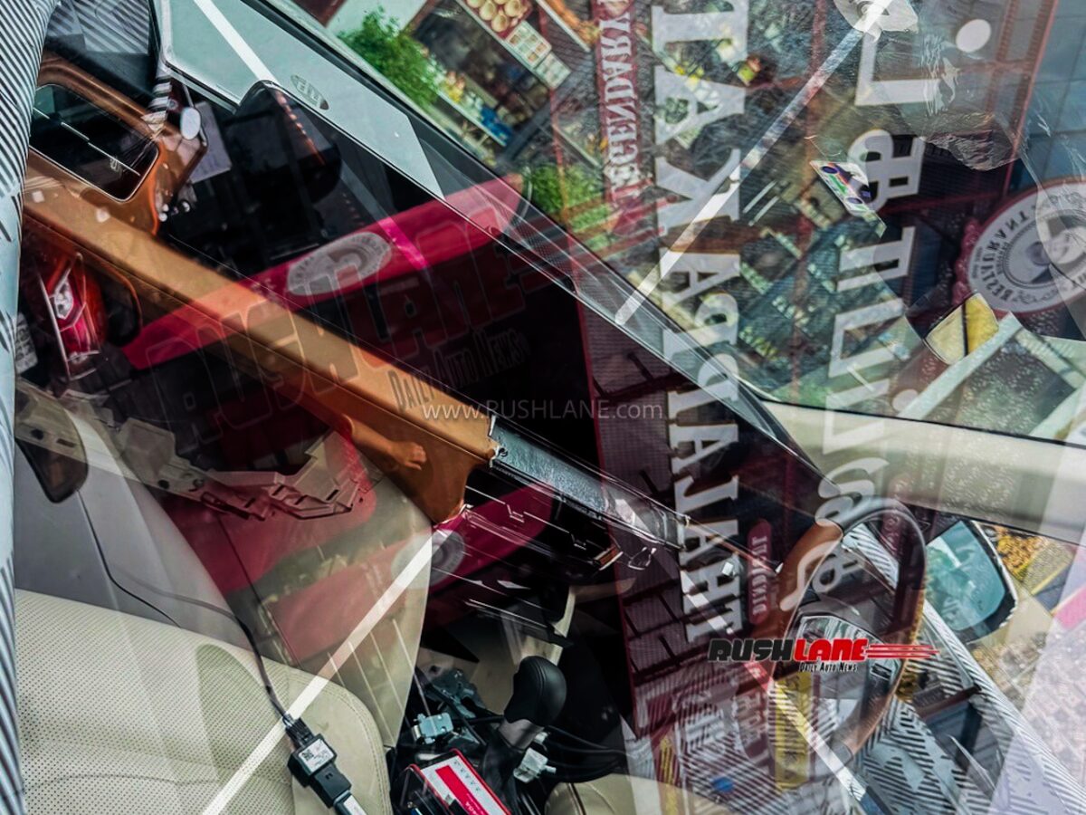 XUV700 Facelift Interiors