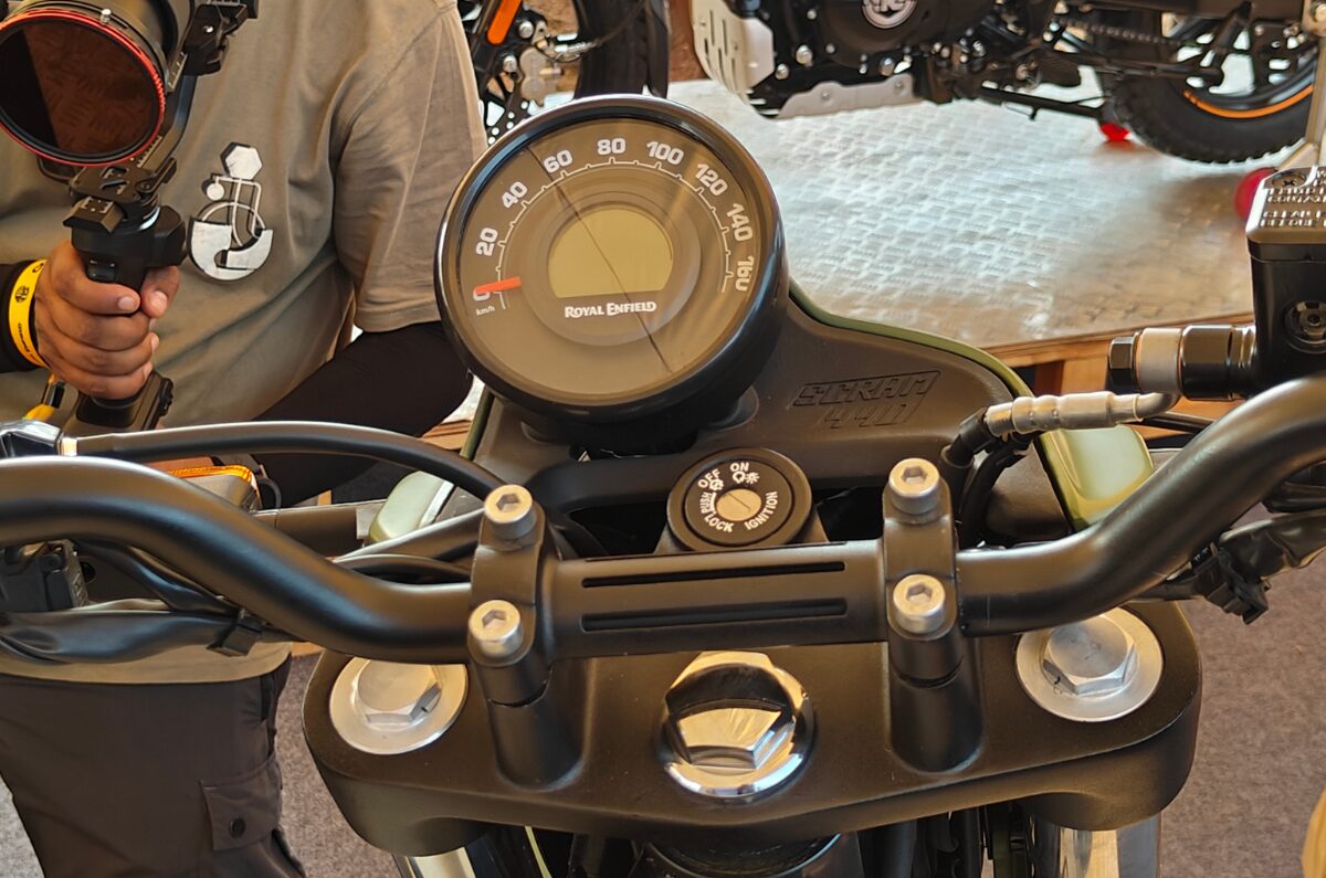 Royal Enfield Scram 440 Instrument cluster