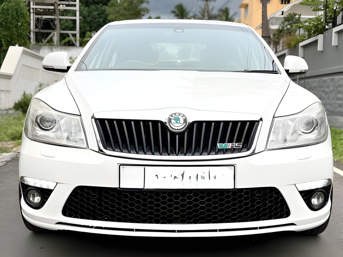 Škoda Laura RS