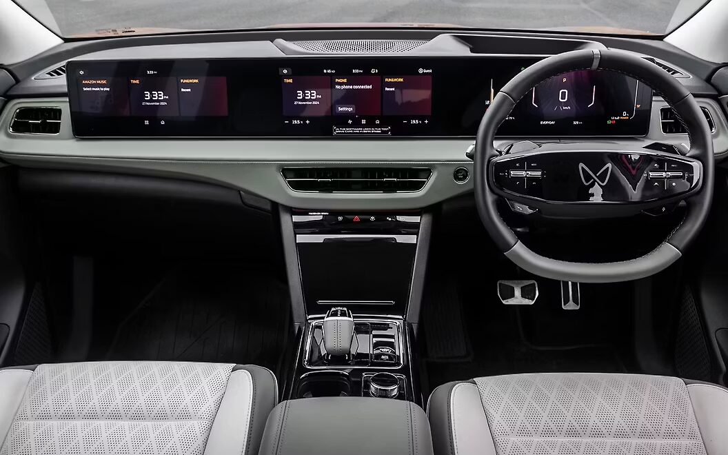 Mahindr XEV 9e interior