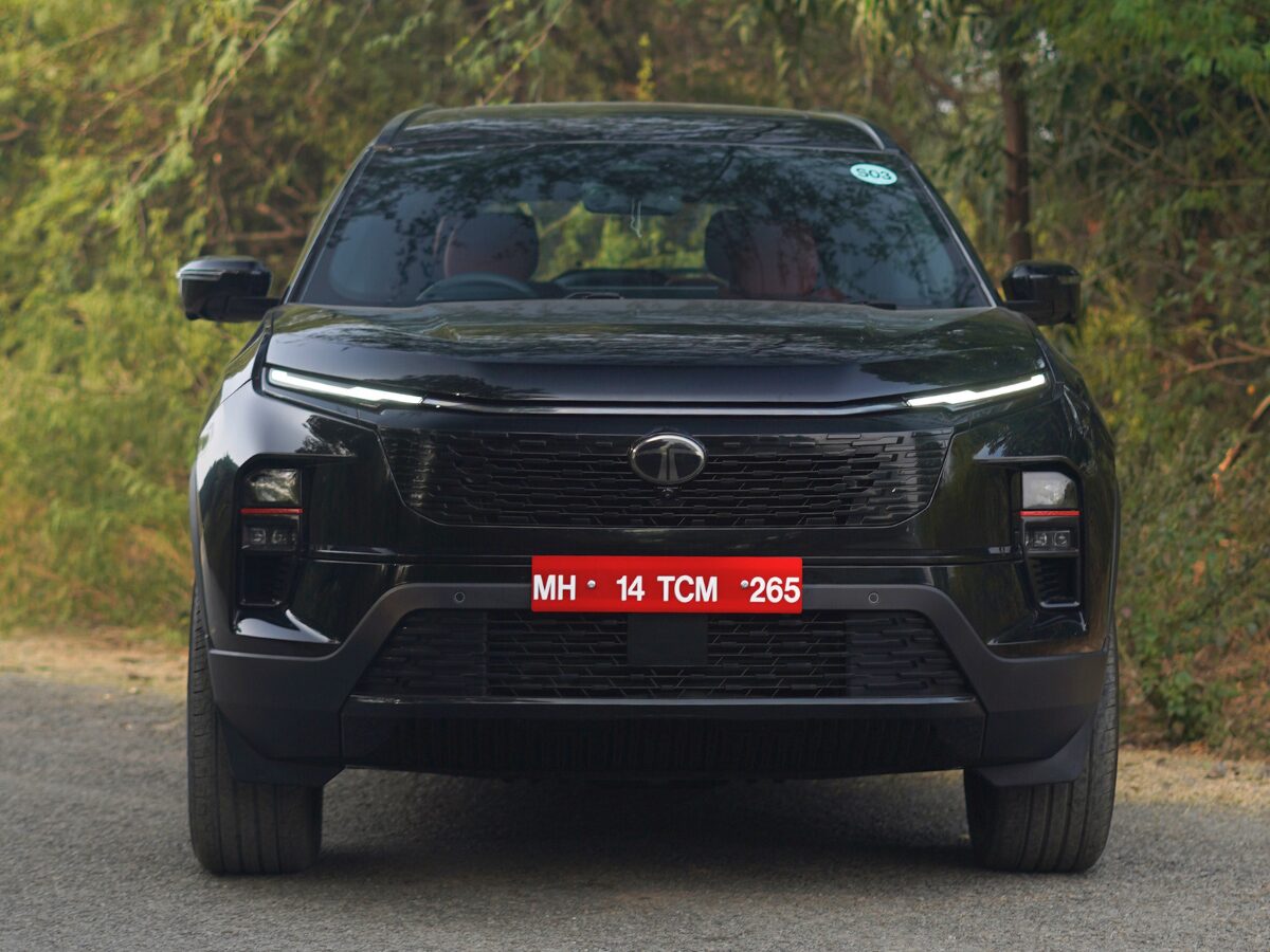 Tata Safari Petrol Features