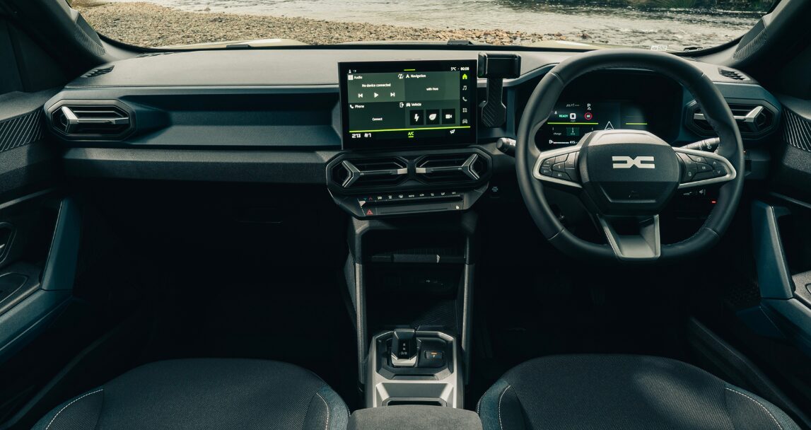 renault duster interior
