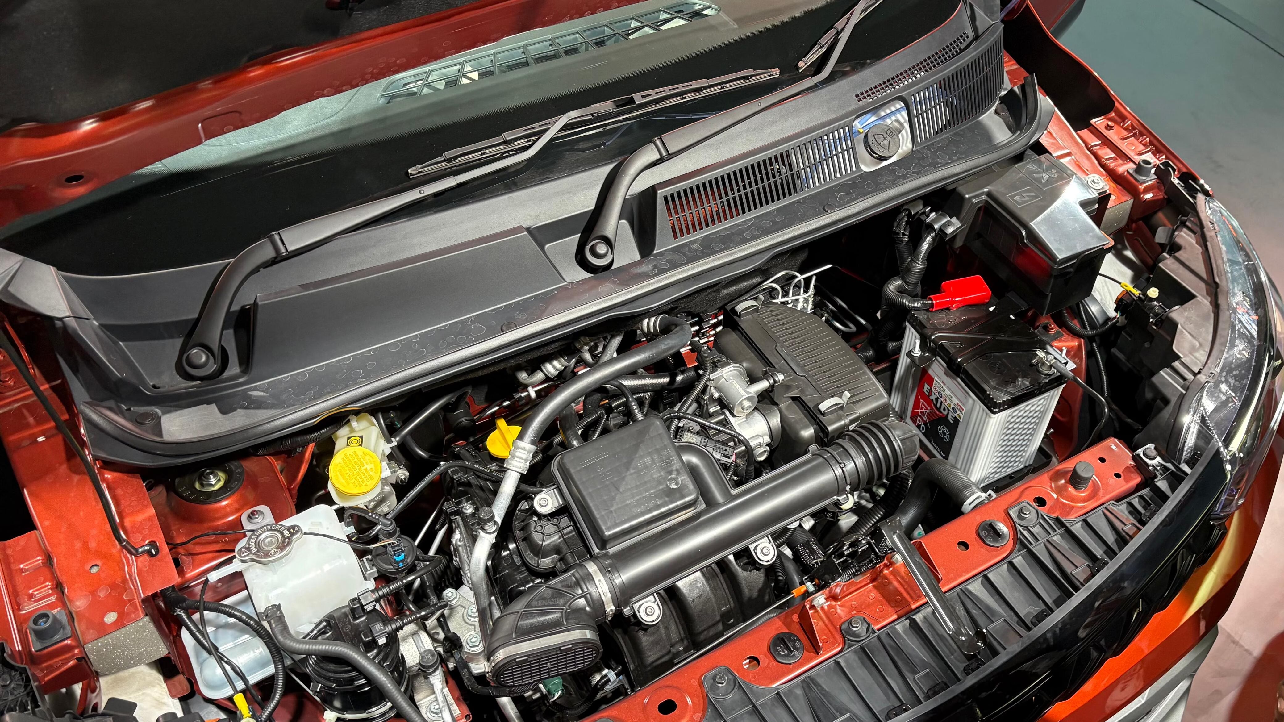 reanult triber engine