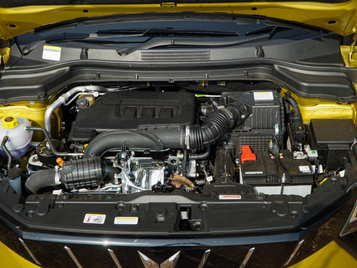 mahindra xuv 3xo engine