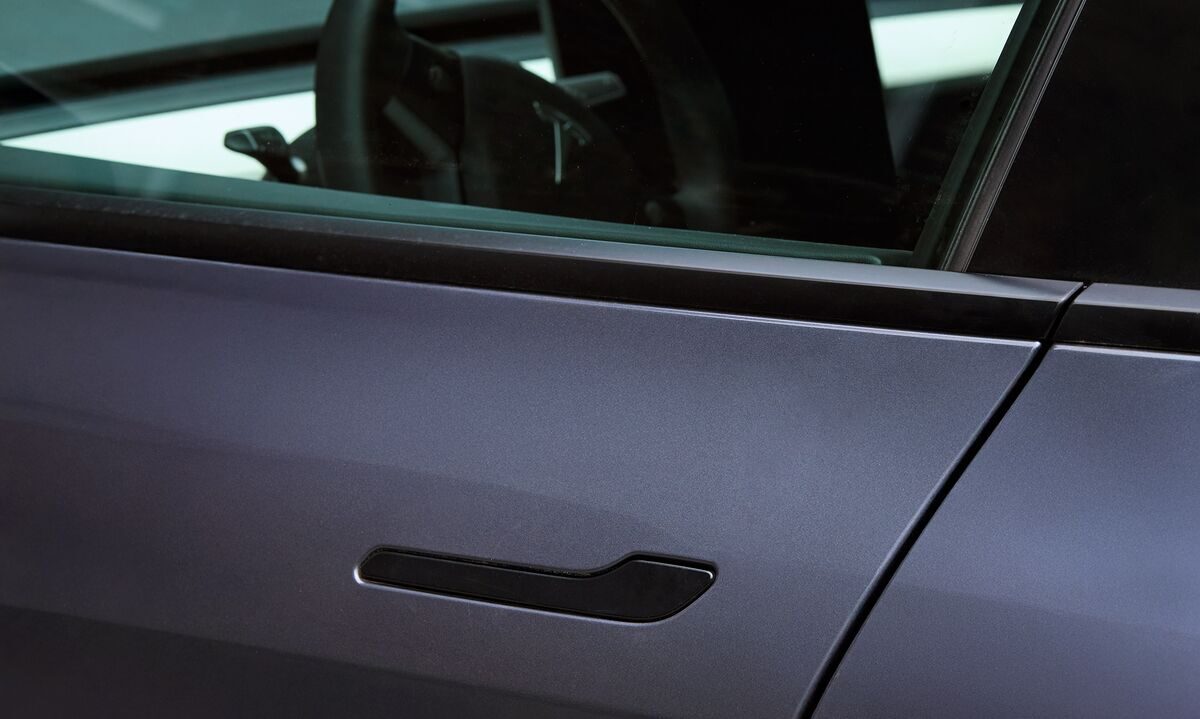 Flush Door handle ban in China 