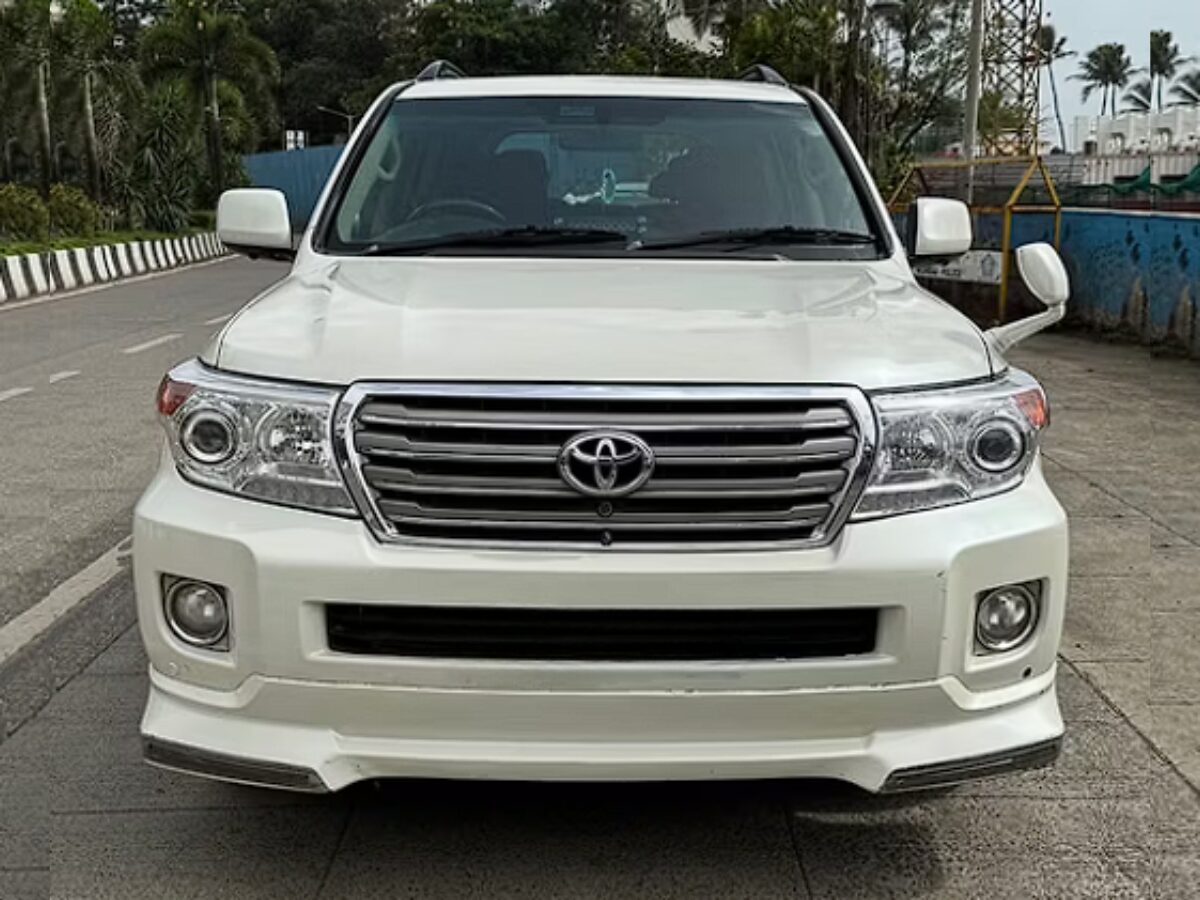 Used Toyota Land Cruiser V8