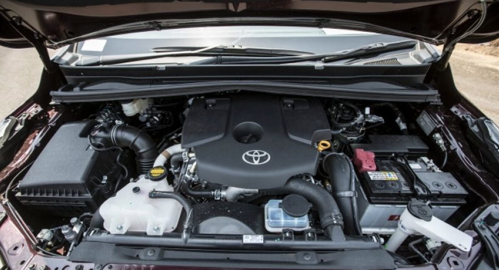 Toyota Innova Crysta - Toyota Innova Crysta Discontinued