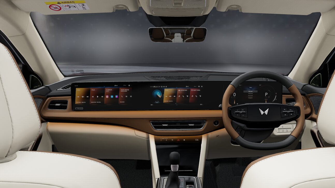 XUV 7XO Interior