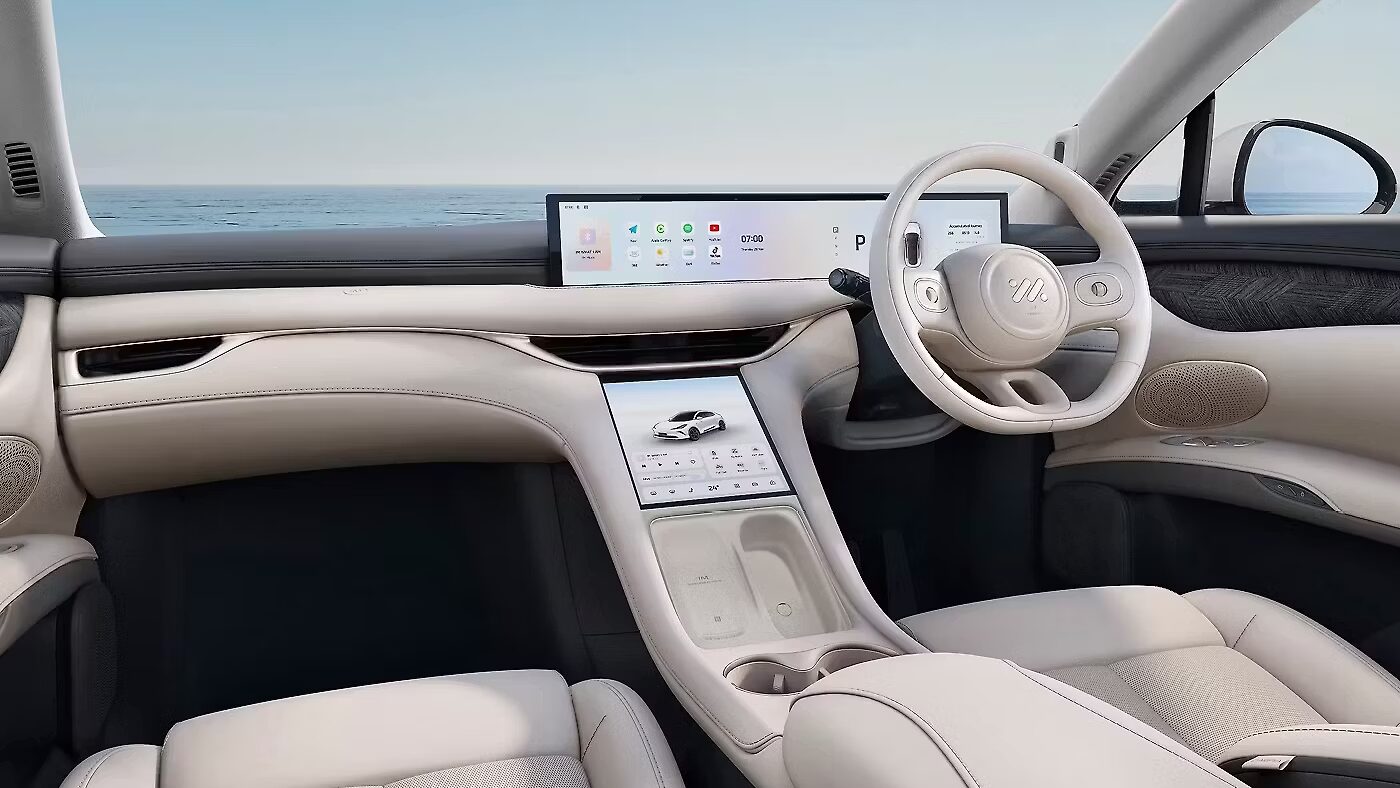 MG IM6 Interior