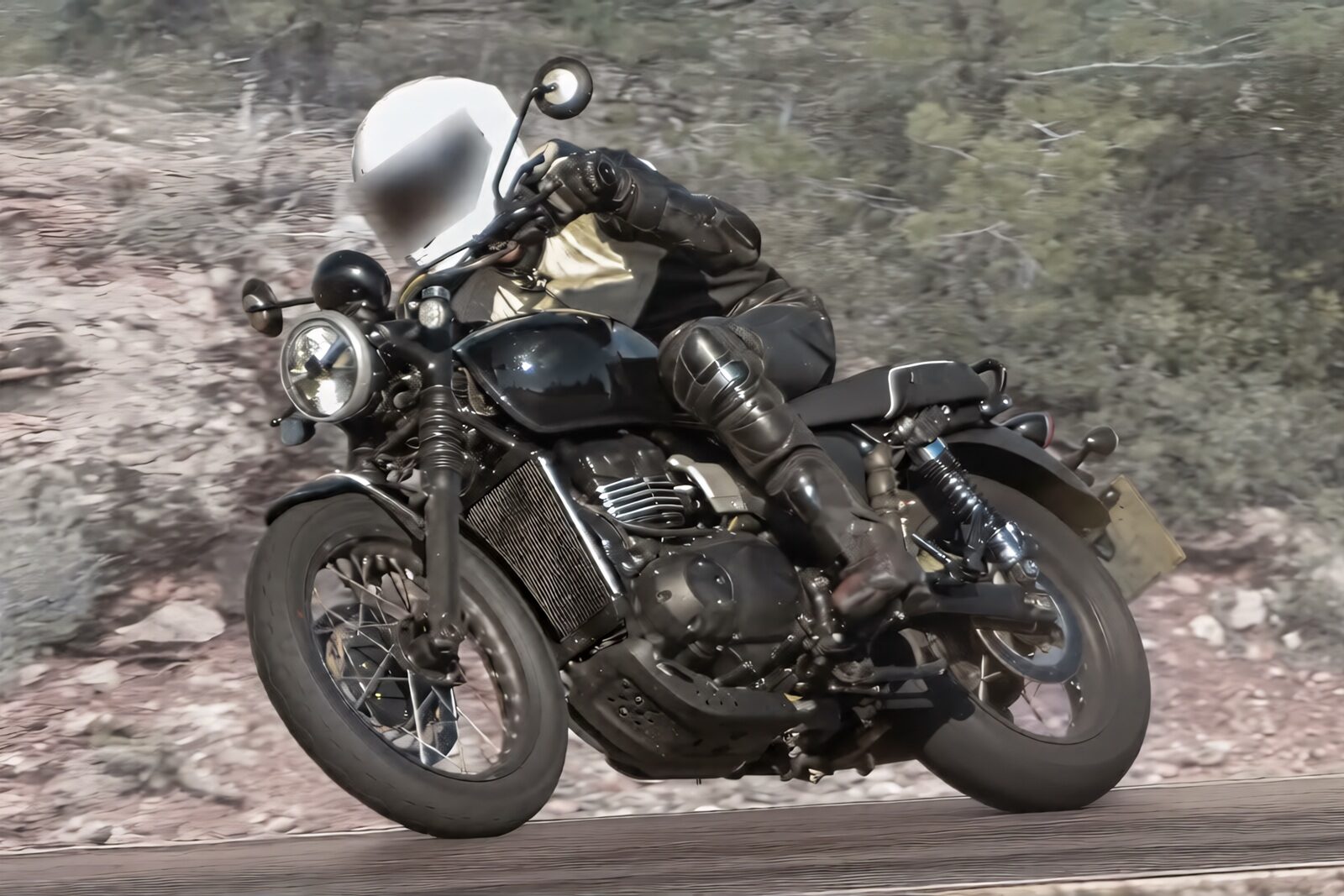 Bonneville 400 spotted