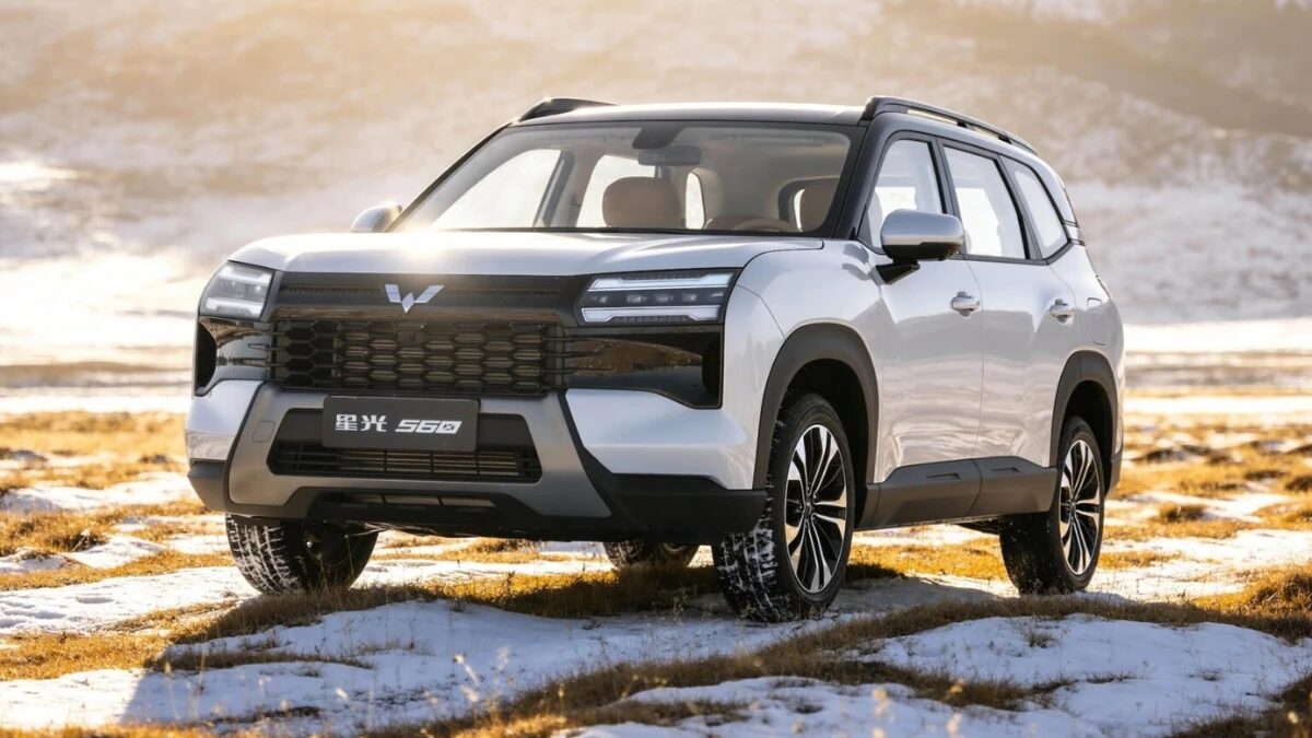 MG Starlight 560 - Upcoming 7-Seater SUVs