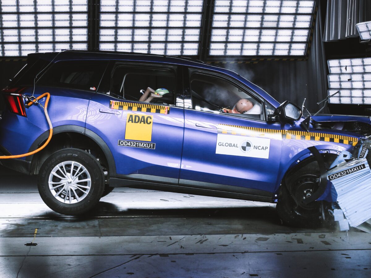 Mahindra 7XO Safety