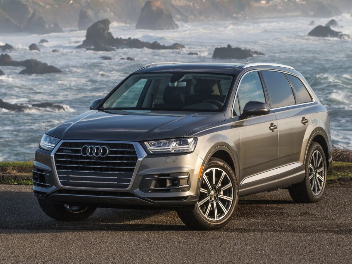 Audi Q7 - Used Premium 7-Seaters