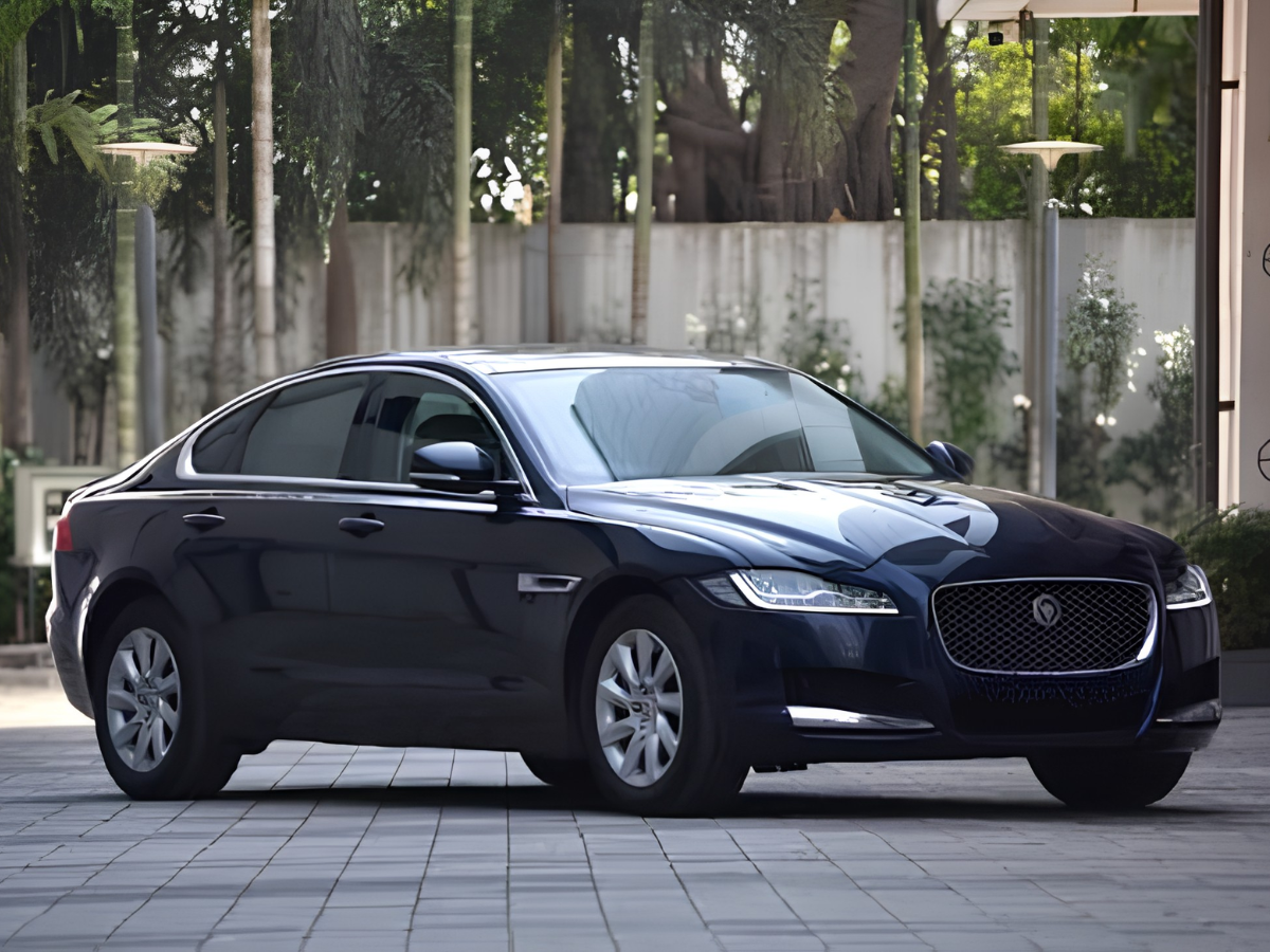 Used Luxury Car - Jaguar XF