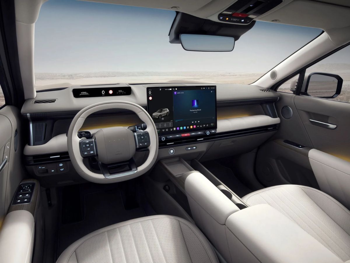 2027 Hyundai Tucson Interior